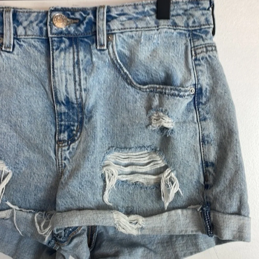 Garage Distressed Stone Wash Denim Shorts 9 - Picture 4 of 11